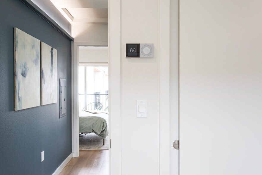 More Photos Of 5115 E Burnside St, Portland Apartments For Sale