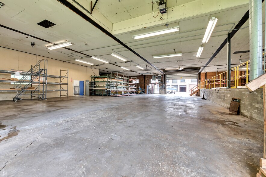 More Photos Of 425 E Front St, Monroe Manufacturing For Lease