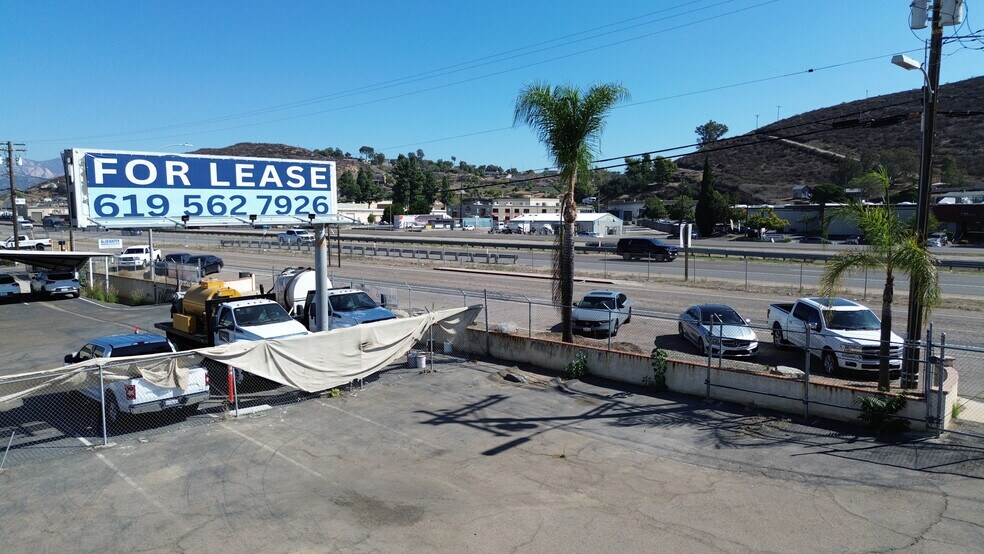 More Photos Of 11420 N Woodside Ave, Santee Warehouse For Lease
