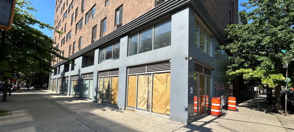 More Photos Of 1900-1932 Lexington Ave, New York Apartments For Lease