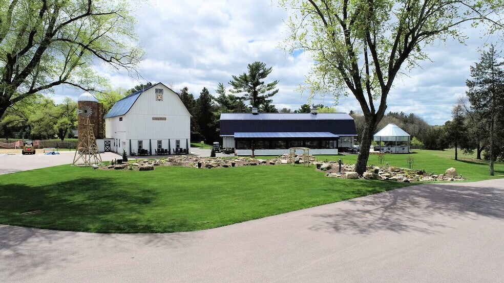 More Photos Of 3884 S Gillette Dr, Wisconsin Dells Lodge Meeting Hall For Sale