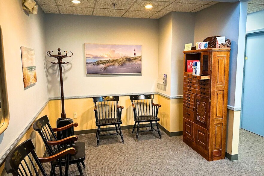 More Photos Of 1817 Black Rock Tpke, Fairfield Medical For Sale