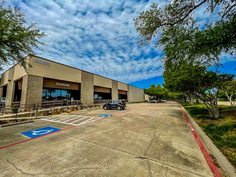 More Photos Of 2900 Gateway Dr, Irving Unknown For Lease