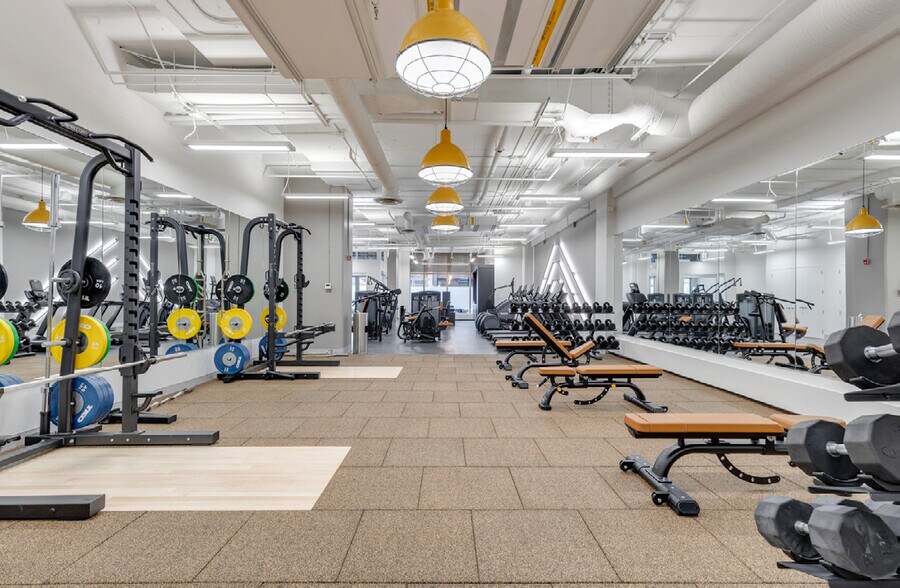 More Photos Of 838 11 Av SW, Calgary Office For Lease