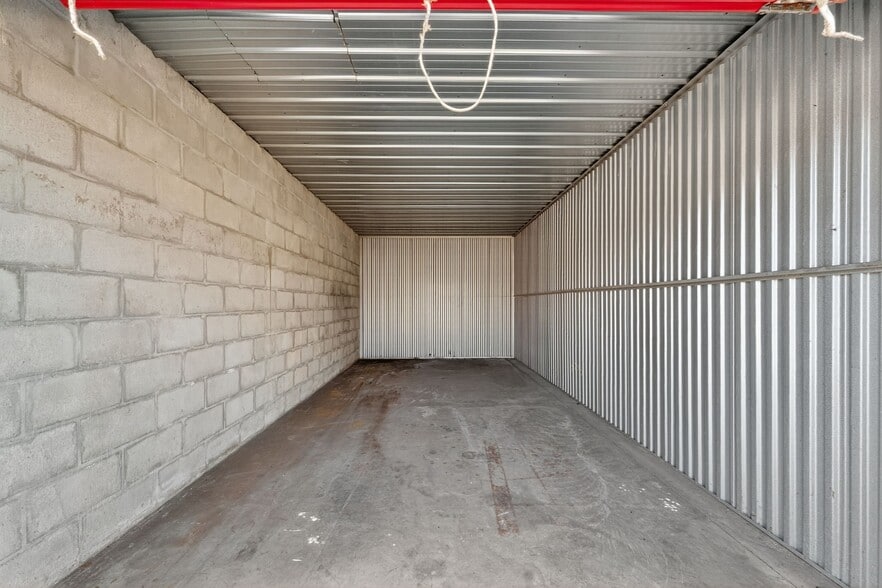 More Photos Of 13396 76th St, Live Oak Self Storage For Sale