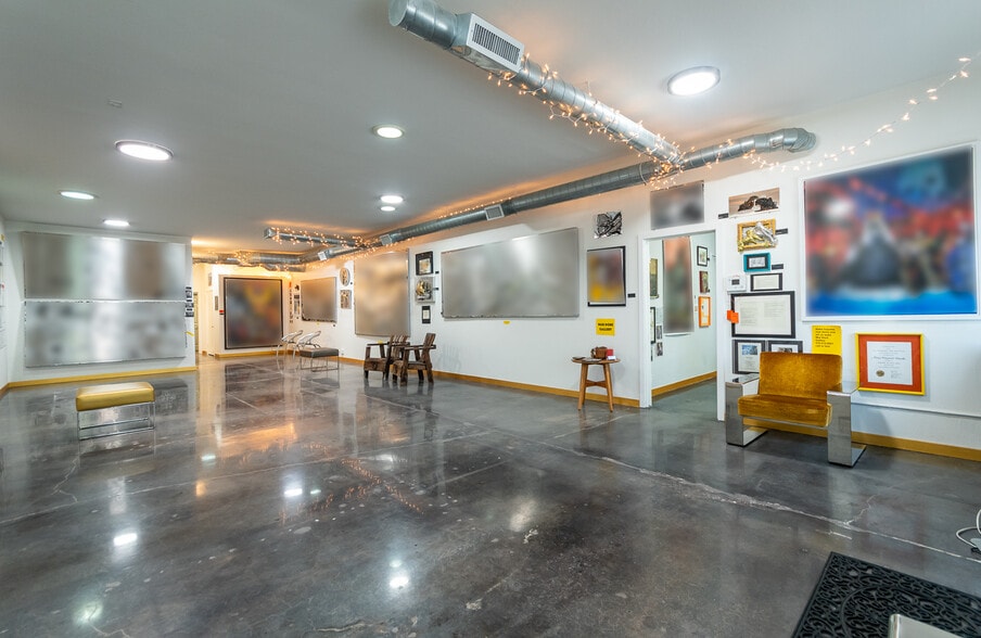 More Photos Of 831 S Main St, Burbank Warehouse For Sale