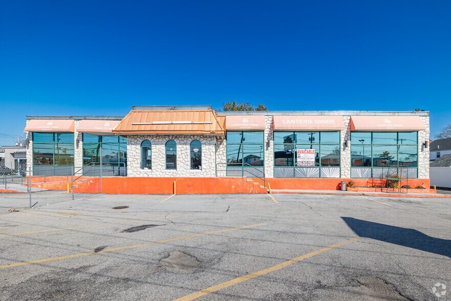 More Photos Of 564 Hempstead Tpke, West Hempstead General Retail For Sale