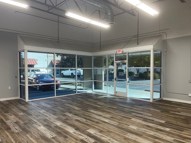 More Photos Of 20 N East St, Woodland Industrial For Lease