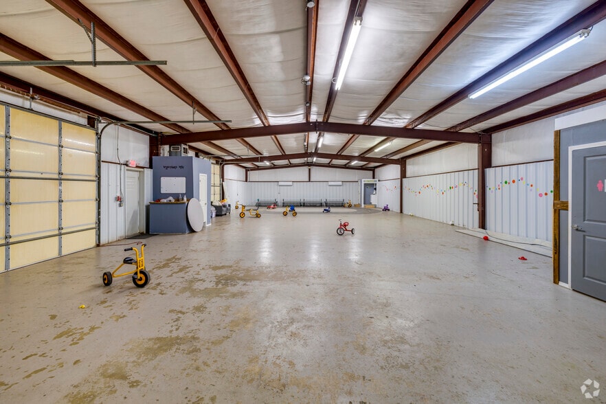 More Photos Of 13290 S 80th East Ave, Bixby Unknown For Lease