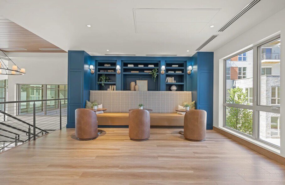 More Photos Of 2 Los Angeles St, Newton Apartments For Lease