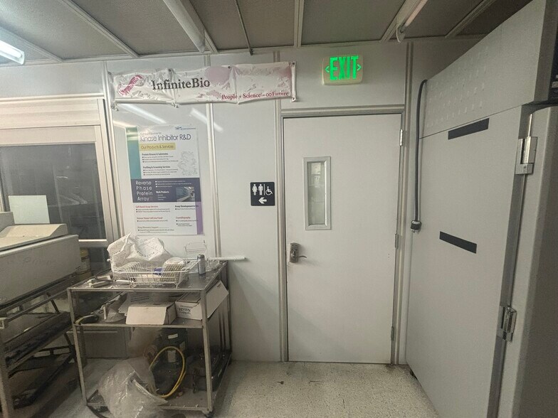 More Photos Of 1230 Bordeaux Dr, Sunnyvale Light Manufacturing For Lease