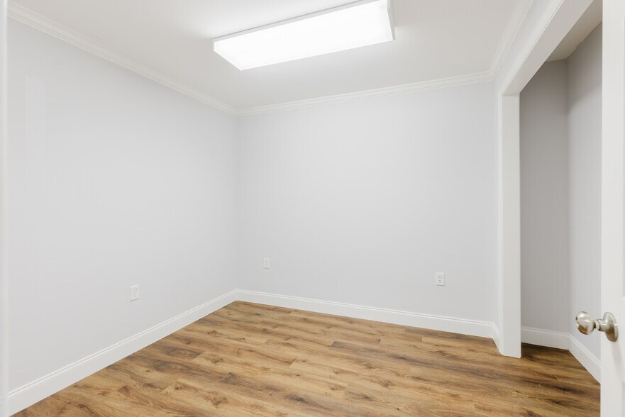 More Photos Of 501 W Forsyth St, Americus General Retail For Sale