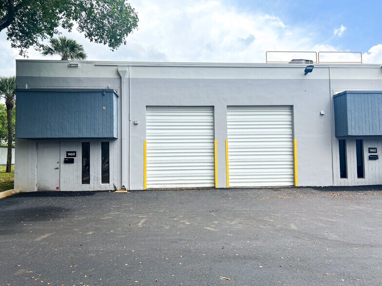 Primary Photo Of 1440-1478 NW 78th Ave, Doral Warehouse For Lease