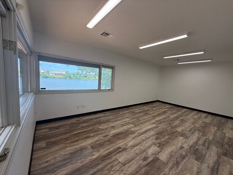 Primary Photo Of 10017 S Pennsylvania, Oklahoma City Office For Lease
