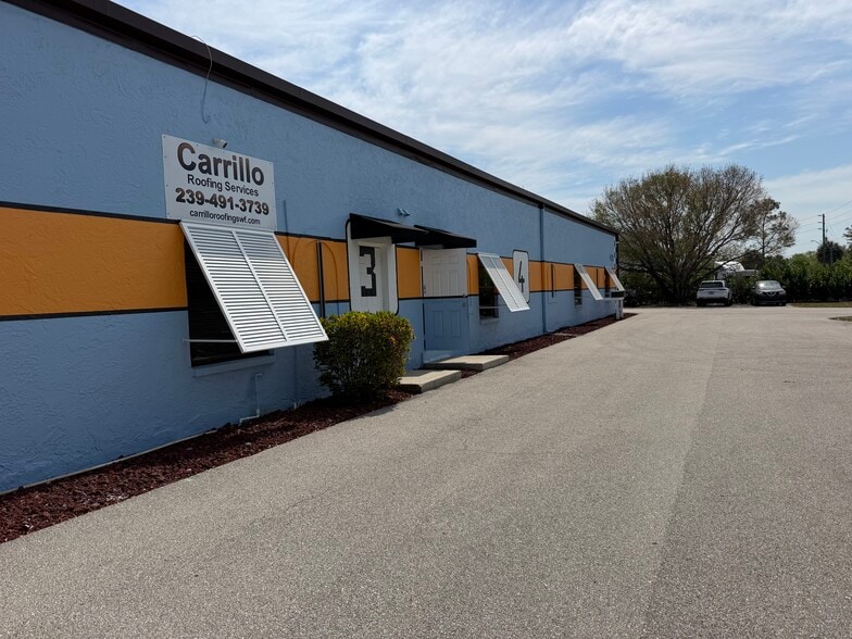 More Photos Of 410 Leonard Blvd N, Lehigh Acres Warehouse For Lease