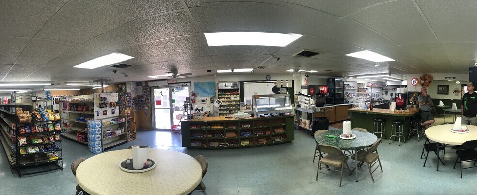 More Photos Of 18698 FM 1751, Bronson Freestanding For Sale