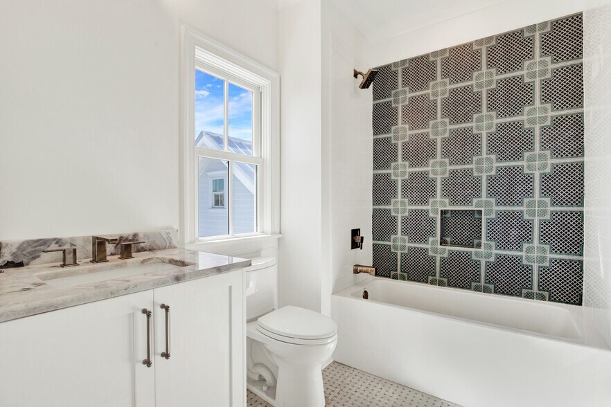 More Photos Of 104 17th st, Tybee Island Apartments For Sale