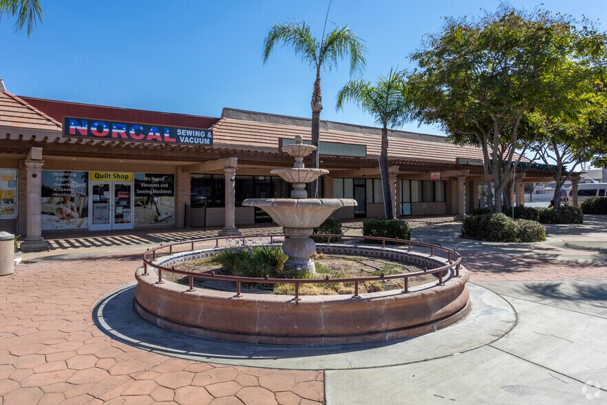 More Photos Of 827-847 W Henderson Ave, Porterville Storefront For Lease