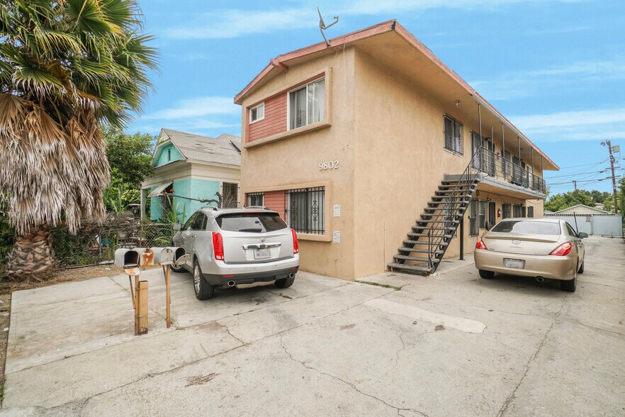 More Photos Of 9802 Graham Ave, Los Angeles Apartments For Sale