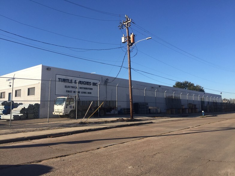 More Photos Of 6611-6625 Supply Row, Houston Warehouse For Lease