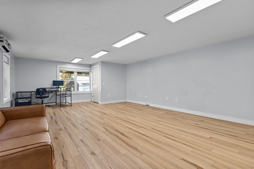 More Photos Of 98 Minebrook Rd, Webster Self Storage For Sale