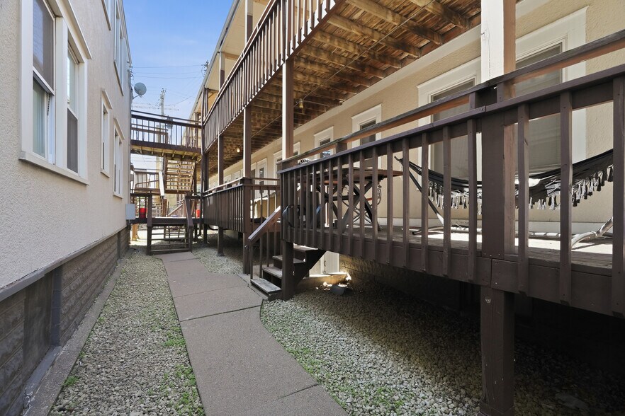 More Photos Of 1530 Sherburne Ave, Saint Paul Apartments For Sale