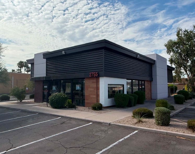 Primary Photo Of 2755 W Southern Ave, Tempe Fast Food For Lease
