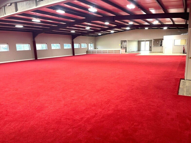 More Photos Of 37937 FM 1774 Rd, Magnolia Warehouse For Lease