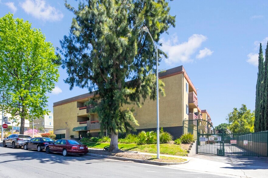 More Photos Of 13266 Foothill Blvd, Sylmar Apartments For Sale