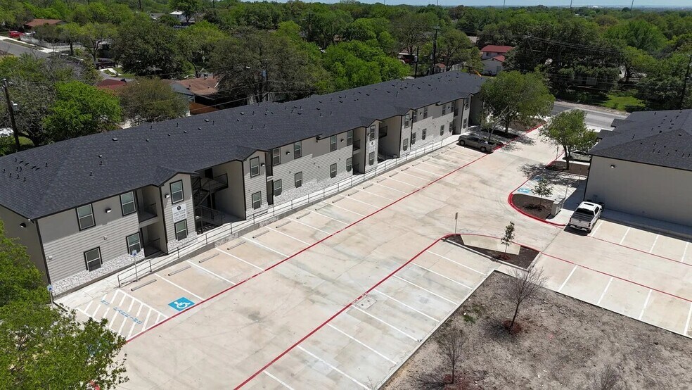 More Photos Of 100 Ingram Rd, San Antonio Apartments For Sale