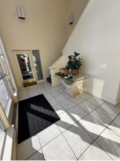 More Photos Of 2150 Mariner Square Dr, Alameda Office For Lease