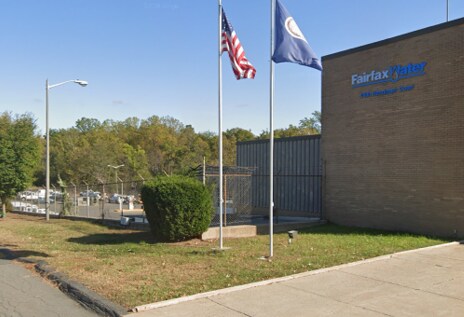 More Photos Of 4400 Henninger Ct, Chantilly Warehouse For Sale