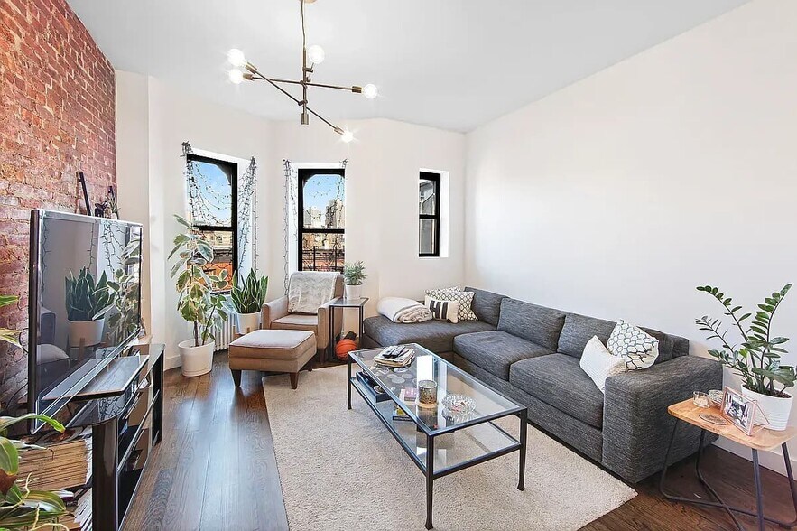 More Photos Of 14 Lincoln Pl, Brooklyn Apartments For Sale