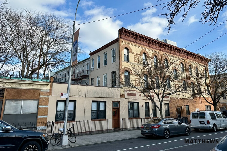 More Photos Of 791 Onderdonk Ave, Ridgewood Apartments For Sale