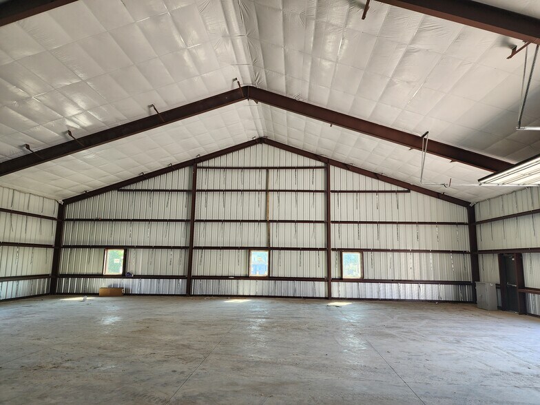 More Photos Of 3255 N McDonald St, McKinney Warehouse For Lease