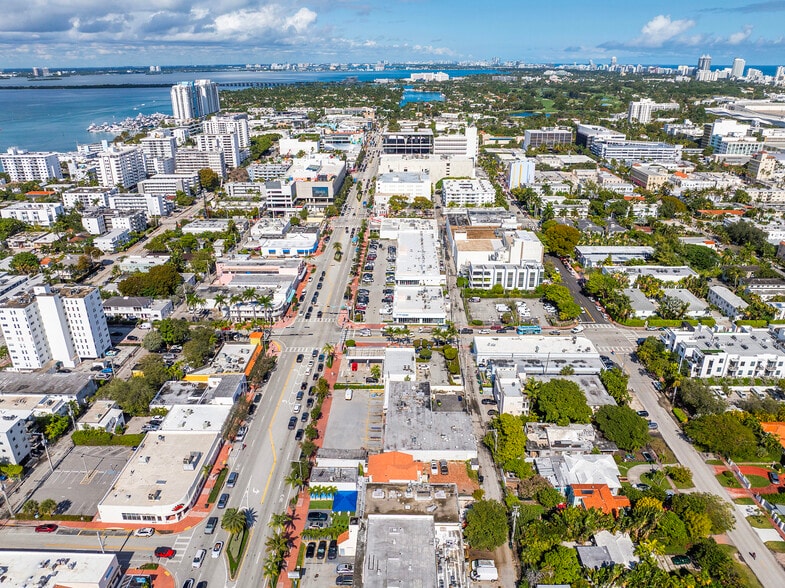 More Photos Of 1445 Alton Rd, Miami Beach General Retail For Lease