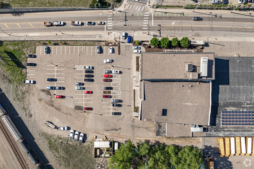 More Photos Of 861 E Hennepin Ave, Minneapolis Manufacturing For Lease