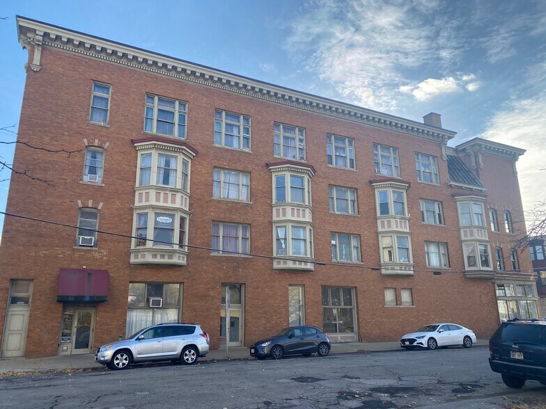 More Photos Of 900 S 5th St, Milwaukee Apartments For Sale