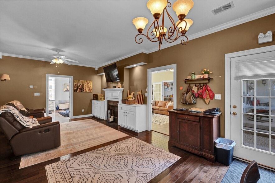 More Photos Of 110 Holy Cross Rd, Loretto Hospitality For Sale