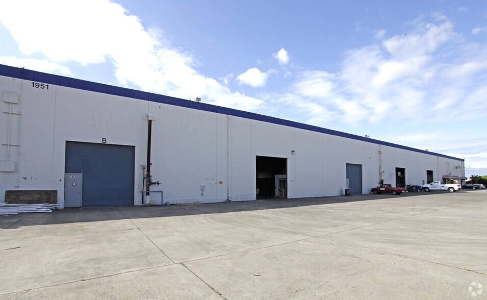 More Photos Of 1951 Williams St, San Leandro Warehouse For Lease