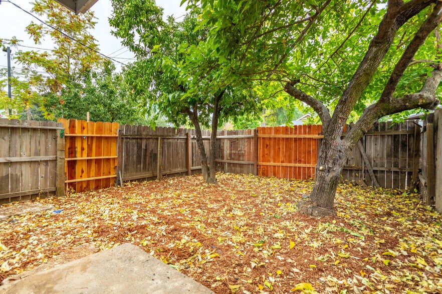 More Photos Of 1025 Parkview Ave, Redding Multifamily For Sale