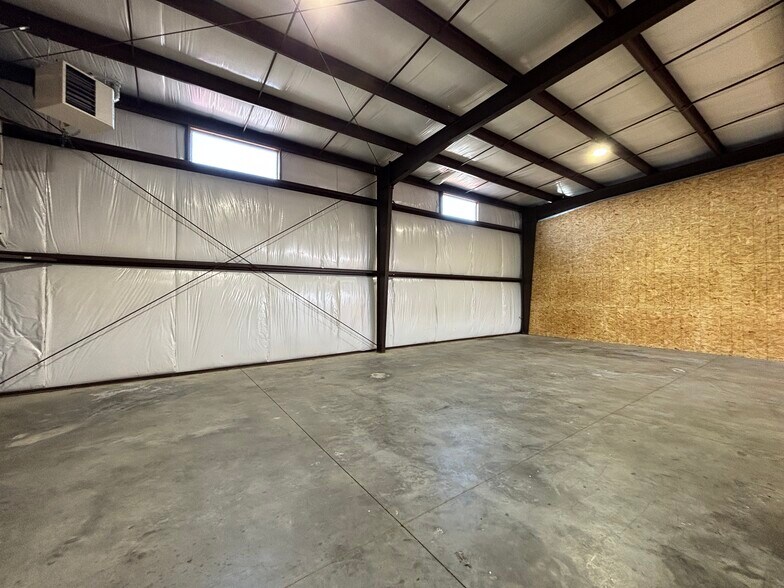 More Photos Of 1937 Pacific Ct SE, Stayton Industrial For Lease