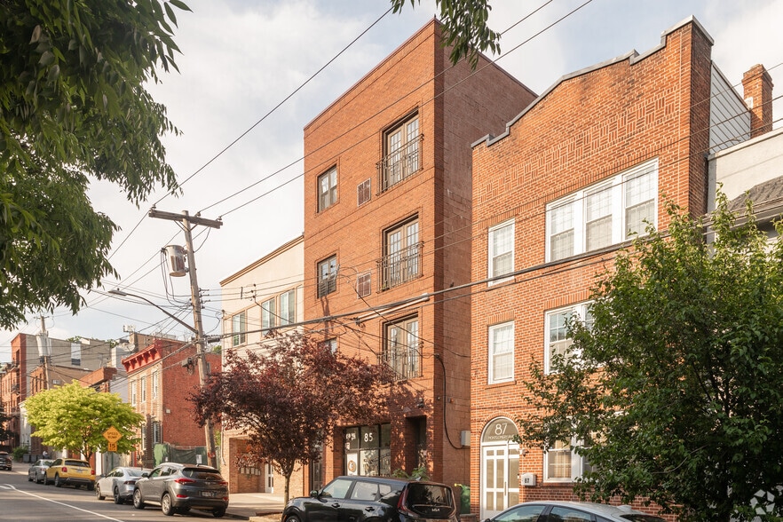 Primary Photo Of 85 Montgomery Ave, Staten Island Apartments For Sale