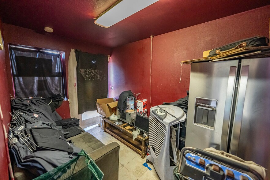 More Photos Of 4120 AZ-68, Golden Valley Warehouse For Sale