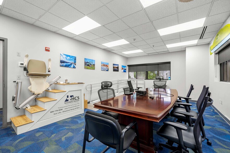 More Photos Of 63 Neck Rd, Haverhill Light Manufacturing For Sale