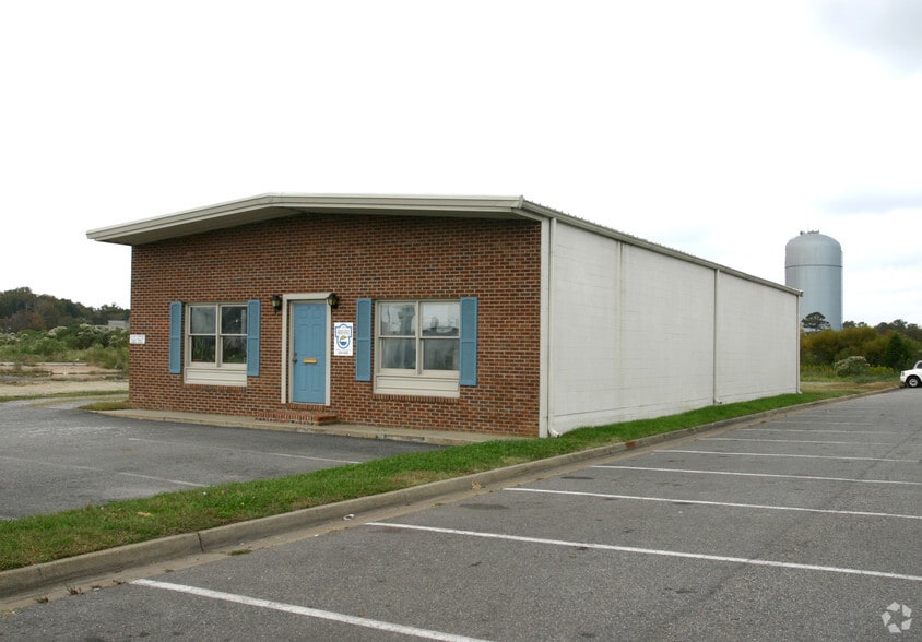 More Photos Of 3000 Baltic Ave, Virginia Beach Light Manufacturing For Sale