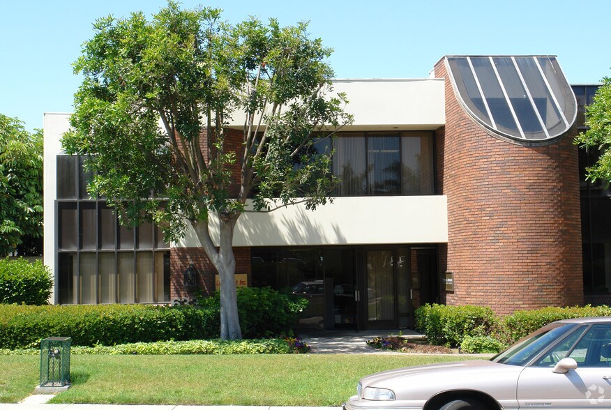 More Photos Of 6339 Nancy Ridge Dr, San Diego Warehouse For Lease