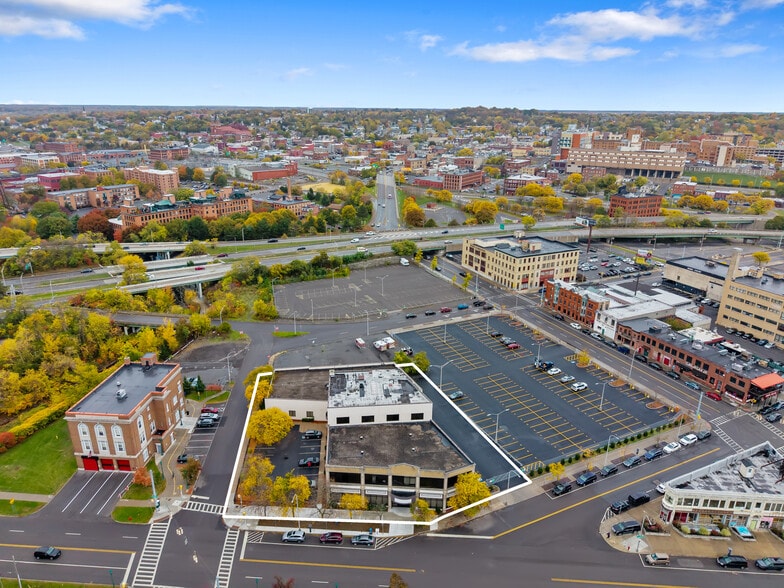 More Photos Of 344 W Genesee St, Syracuse Loft Creative Space For Lease