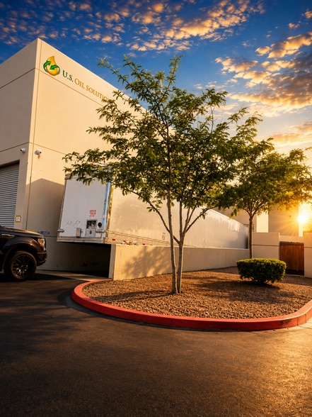 More Photos Of 3051 Coleman, North Las Vegas Warehouse For Sale
