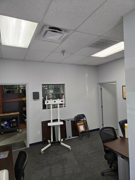 More Photos Of 1260 American Way, Longwood Warehouse For Lease